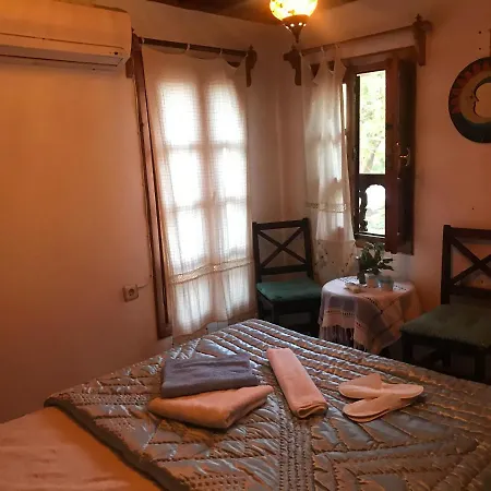 Deniss Homestay Sirince